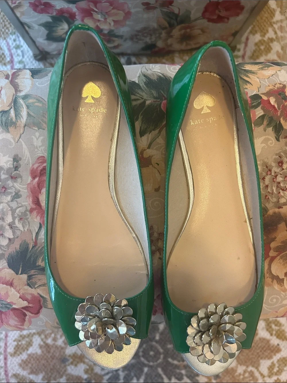 kate spade Green Patent Leather Peep-Toe Flats with Gold Floral Emblem